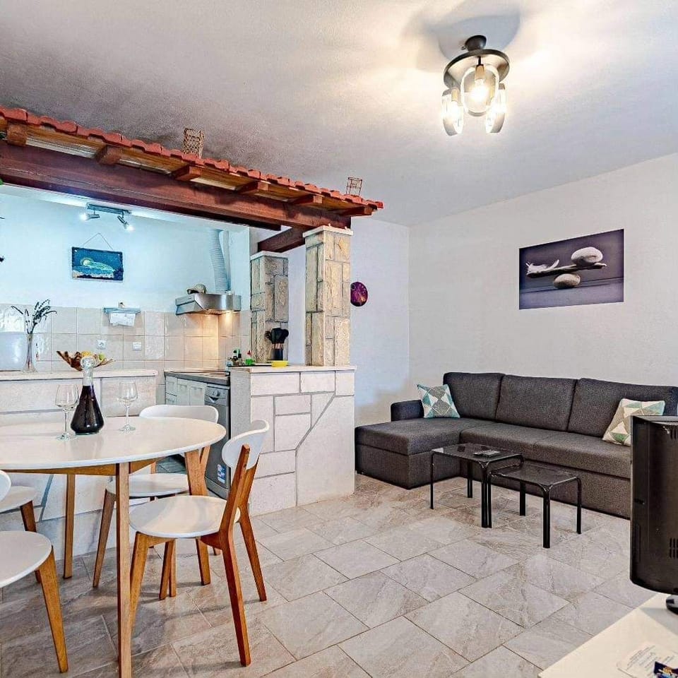 Apartment (A1) | Living room