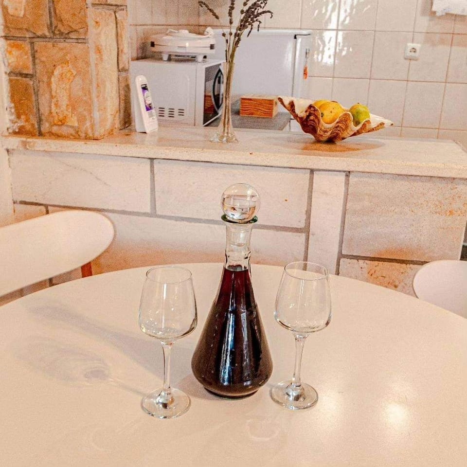 Apartment (A1) | Dining
