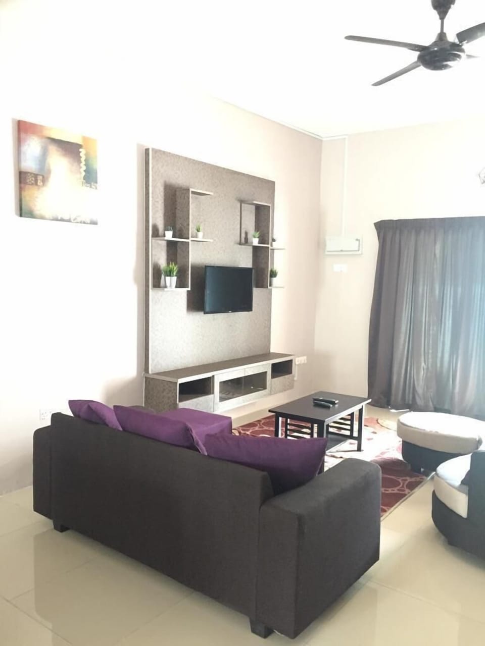 Economy House, 4 Bedrooms | Living room | Flat-screen TV