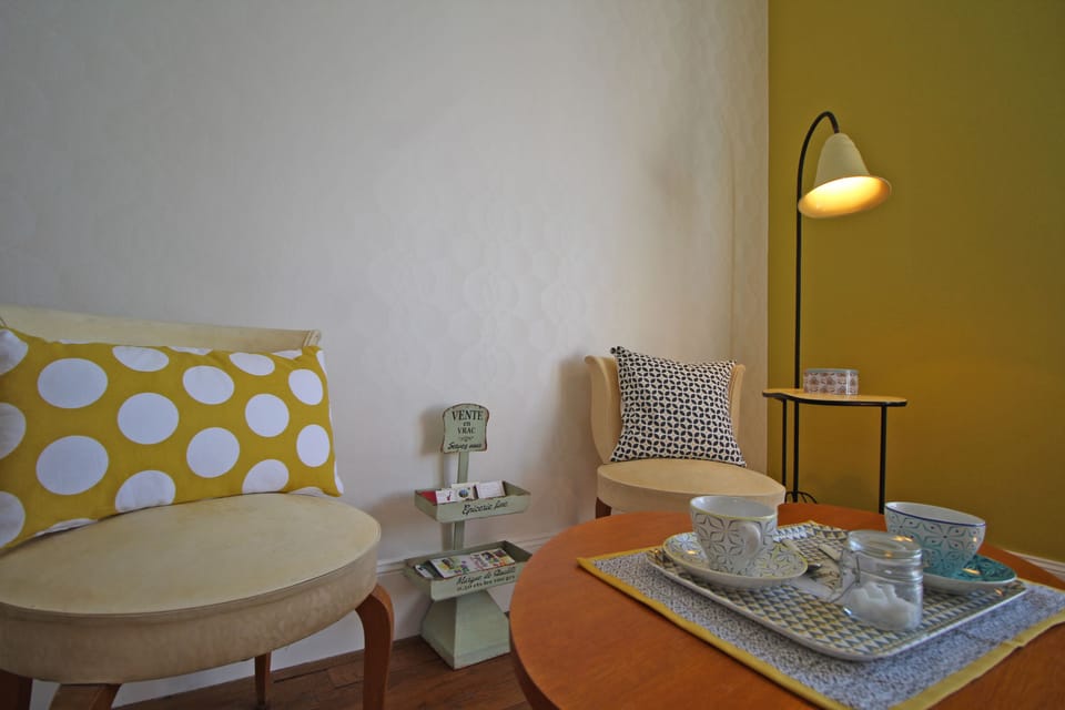 Chambre Vintage | Coffee and/or coffee maker