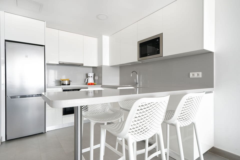 Apartment, 2 Bedrooms, Balcony, Ocean View | Private kitchen | Full-size fridge, microwave, oven, stovetop