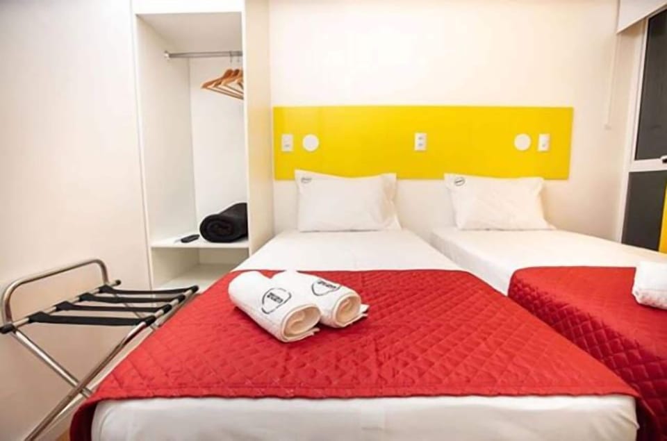 Double Room, 2 Twin Beds | Minibar, blackout drapes, iron/ironing board, free WiFi