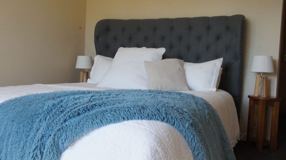 Deluxe Double Room (Lake Room) | Blackout drapes, iron/ironing board, WiFi (free), individually decorated