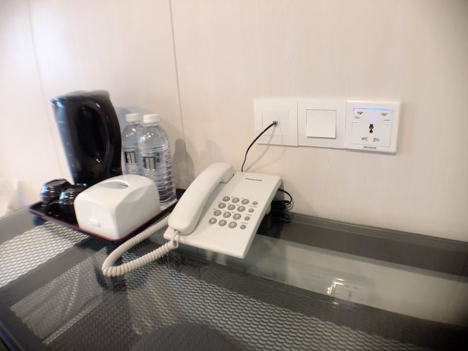 Premium bedding, desk, free WiFi, bed sheets