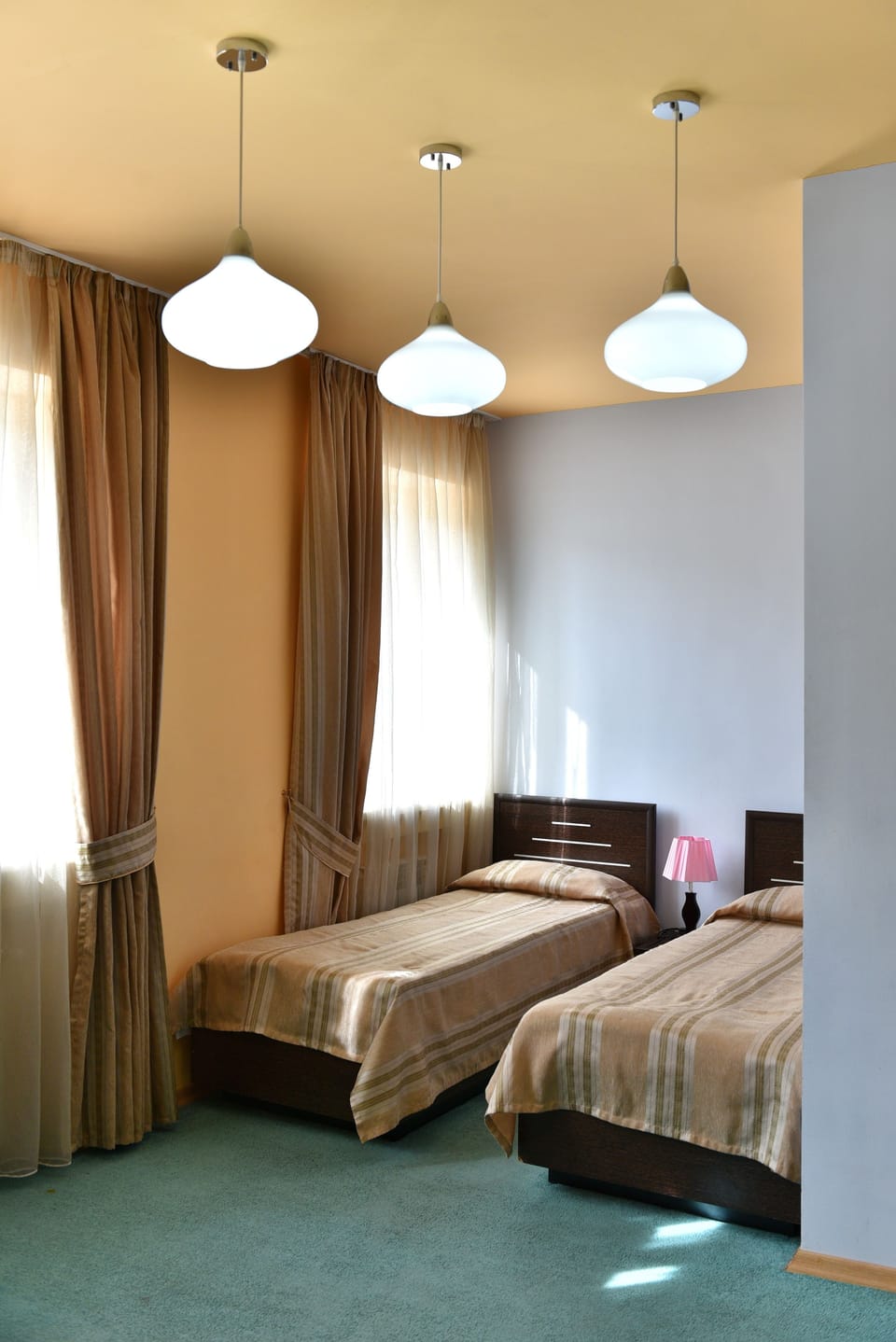 Standard Double or Twin Room | Desk, iron/ironing board, rollaway beds, free WiFi