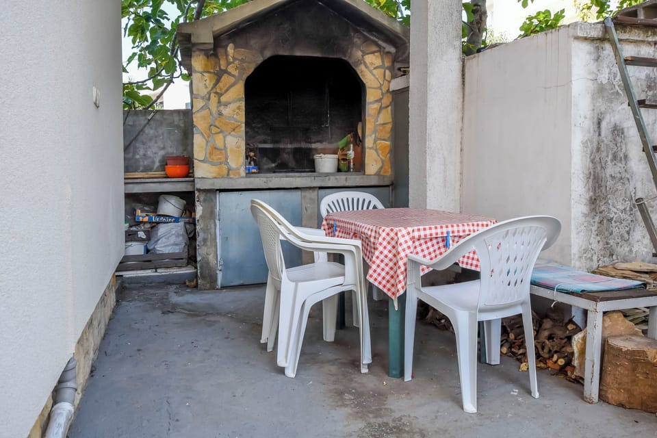 BBQ/picnic area