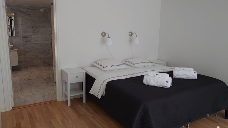 Deluxe Condo, City View | Minibar, soundproofing, cribs (surcharge), WiFi (free)