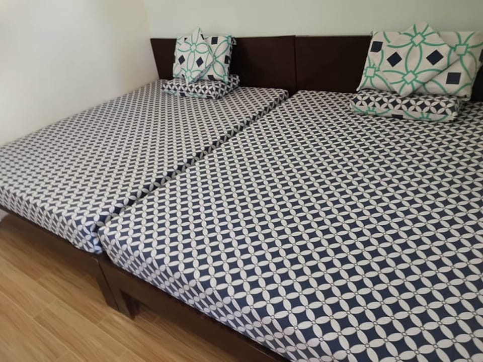 Quadruple Room with Sea View (#1) | In-room safe, desk, free WiFi, wheelchair access