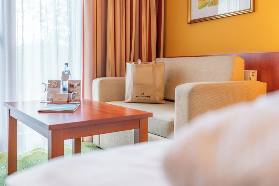 Junior Suite | In-room safe, desk, soundproofing, WiFi (free)