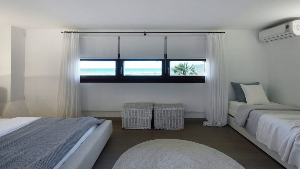 Soleado Beachfront Villa Villa in Halkidiki