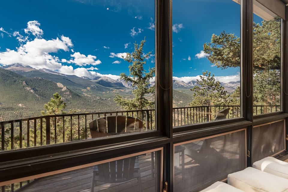 House, 5 Bedrooms | View from property