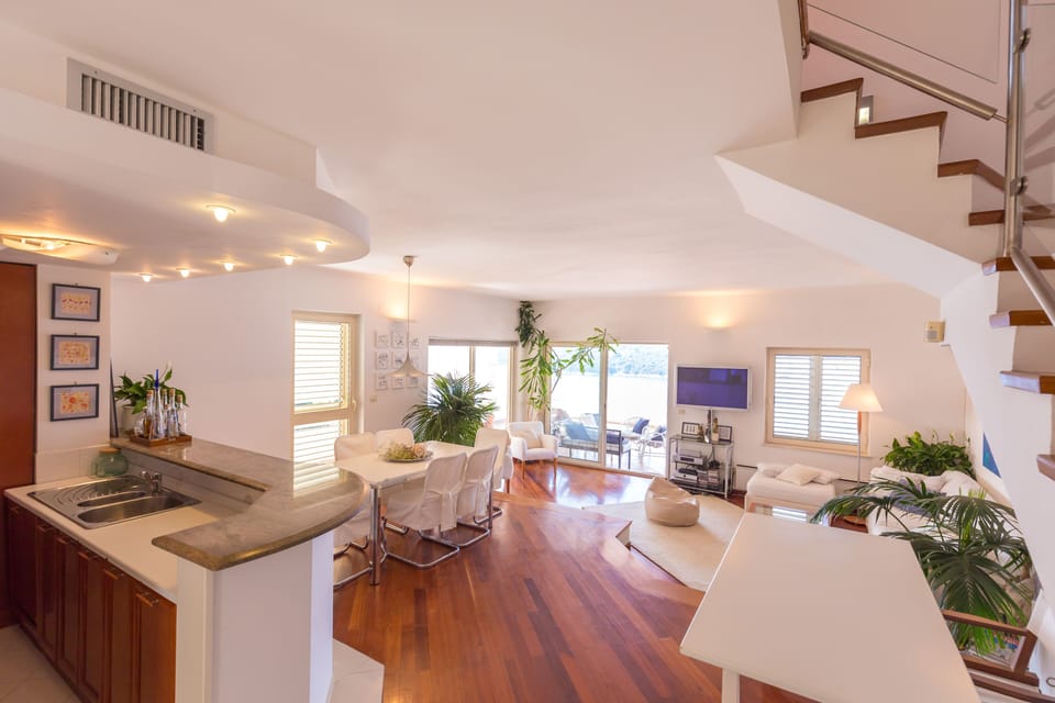 Exclusive Apartment, Terrace, Sea View (3 Bedrooms) | Living area | 70-cm TV with cable channels, DVD player