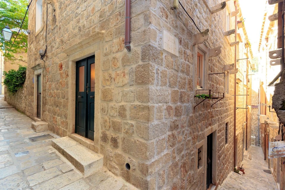 Apartment (3 Bedrooms) | Exterior