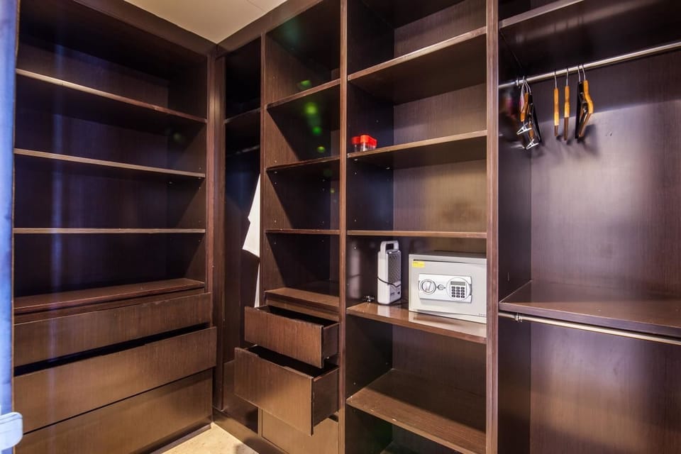 Deluxe Villa, 2 Bedrooms, Non Smoking, Pool View | Room amenity