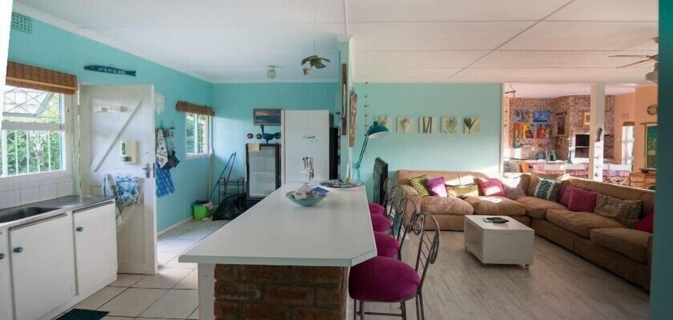 Apartment | Living area | Flat-screen TV, DVD player