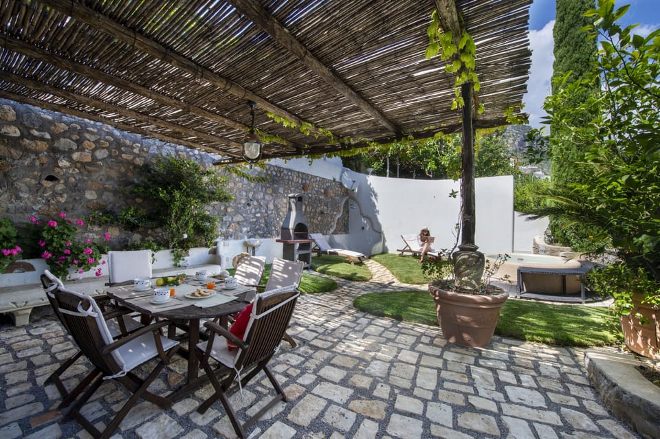 Apartment, 3 Bedrooms | Terrace/patio