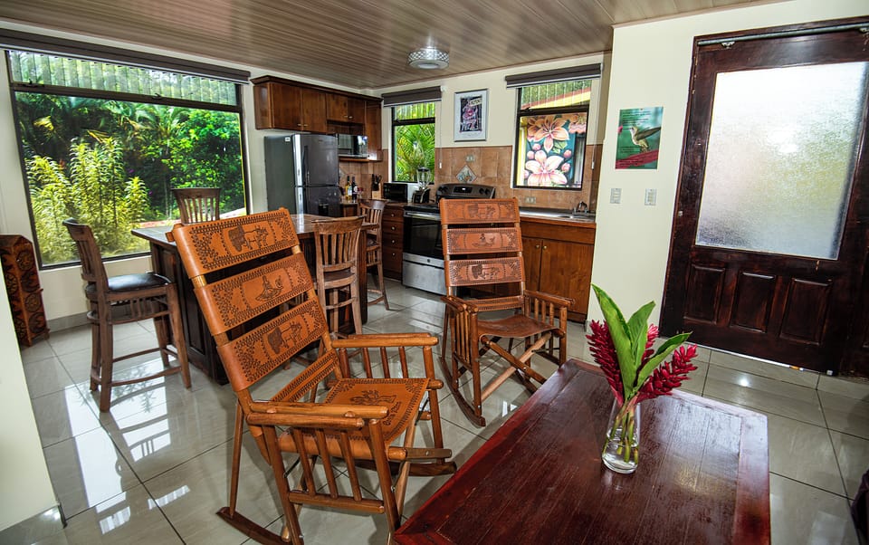 El Rio Apartment | Private kitchen | Coffee/tea maker