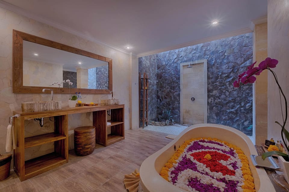 Villa, 2 Bedrooms, Private Pool, Garden View | 4 bedrooms, premium bedding, individually decorated, blackout drapes