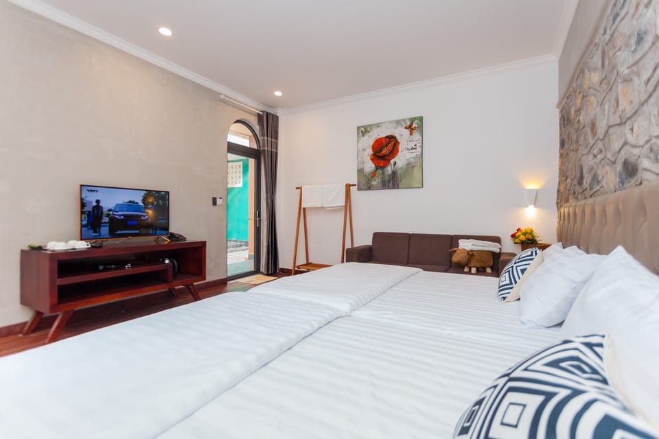 Quadruple Room | 8 bedrooms, individually decorated, desk, free WiFi