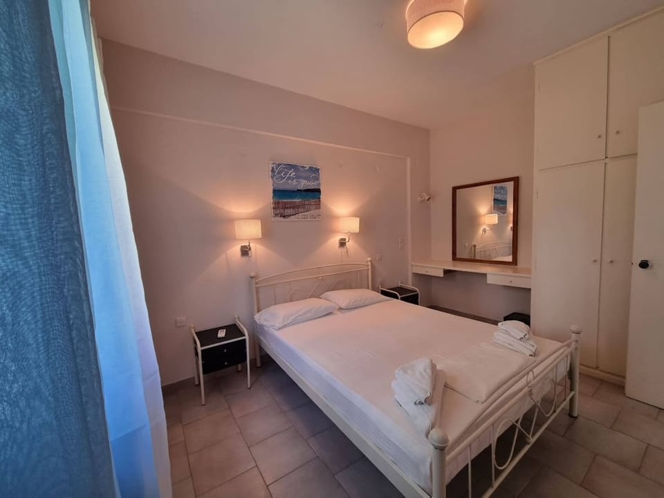 Comfort Apartment, 1 Bedroom | In-room safe, free WiFi, bed sheets