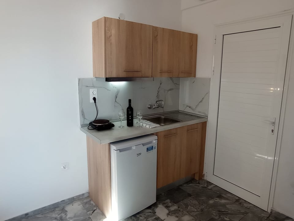 Executive Studio | In-room dining