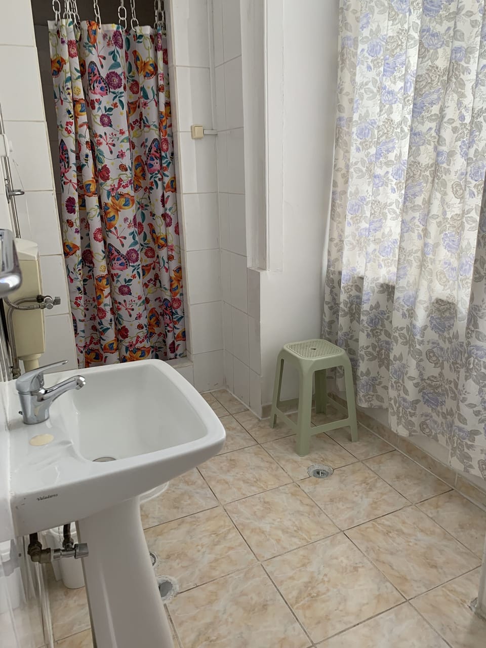 Residencia White Love Bed and Breakfast in Lisbon