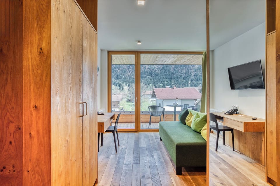 Superior Double Room, Balcony, Mountain View | In-room safe, desk, blackout drapes, free WiFi
