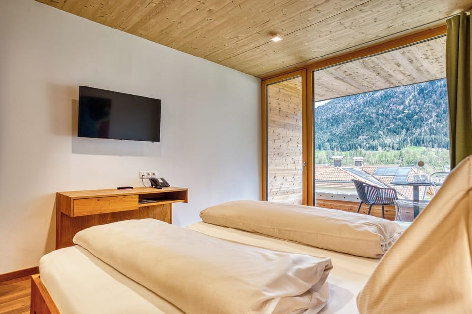 Double Room, Balcony, Mountain View | In-room safe, desk, blackout drapes, free WiFi