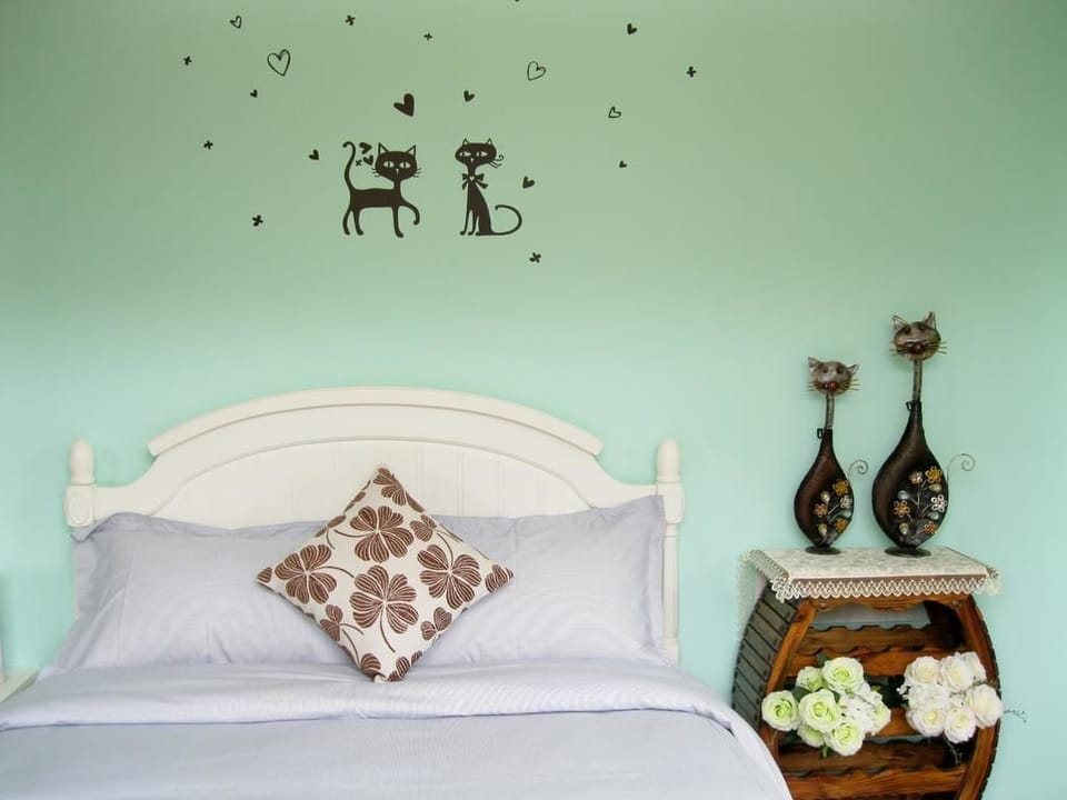 Standard Double Room | Desk, blackout drapes, soundproofing, rollaway beds