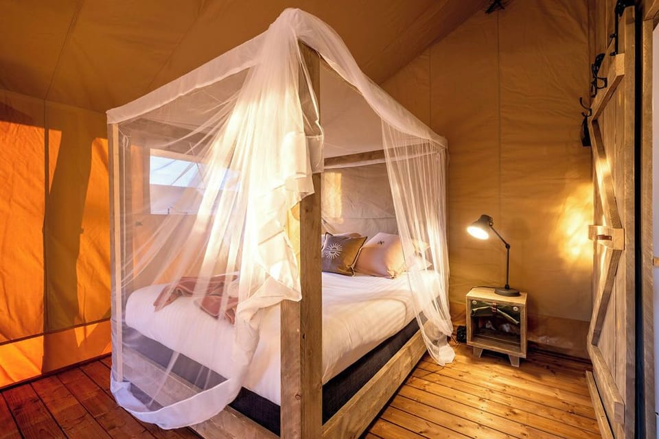 Tent | Iron/ironing board, WiFi, bed sheets