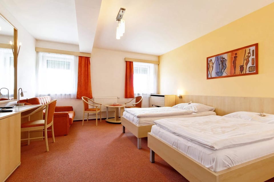 Minibar, desk, iron/ironing board, free WiFi