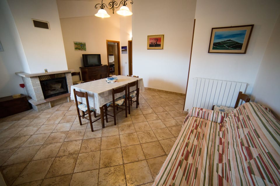 Apartment, 2 Bedrooms | In-room dining