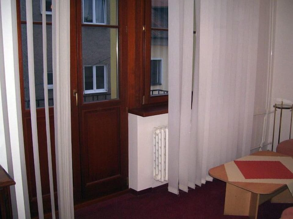 Suite | In-room safe, desk, free WiFi, bed sheets