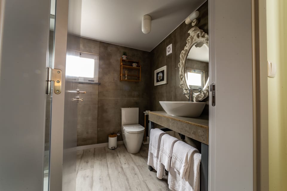 Romantic Natura Double Room | Individually decorated, individually furnished, desk, blackout drapes