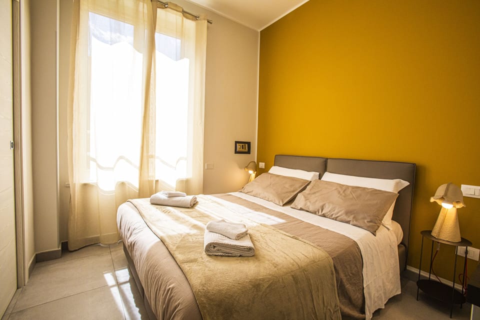 Basic Double or Twin Room | Down comforters, memory foam beds, in-room safe, desk