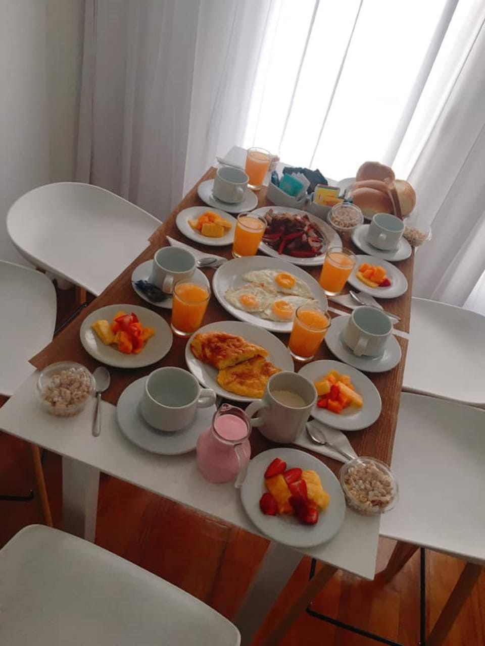 Free daily cooked-to-order breakfast
