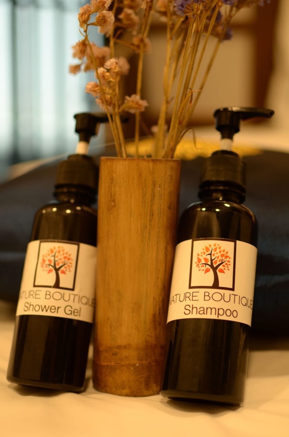 Superior Twin Room | Bathroom amenities | Shower, rainfall showerhead, free toiletries, bidet