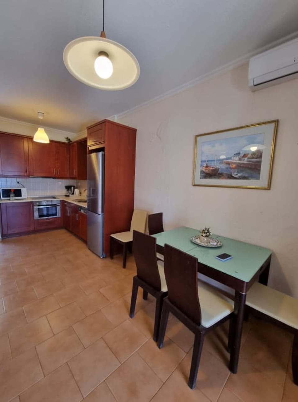 Luxury Apartment, 2 Bedrooms | Private kitchen | Full-size fridge, microwave, oven, stovetop