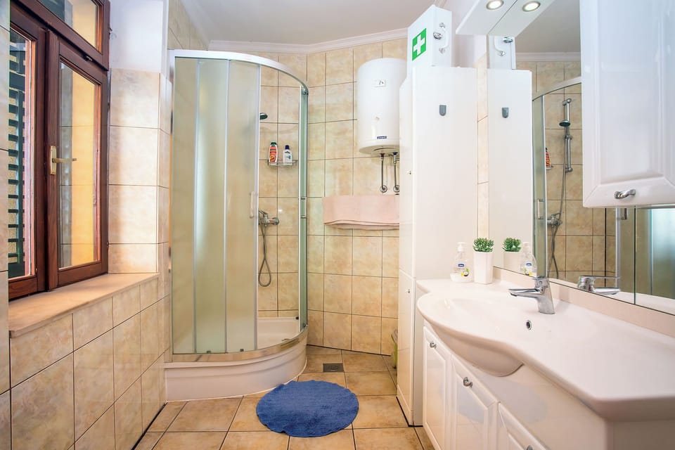 Villa | Bathroom | Shower