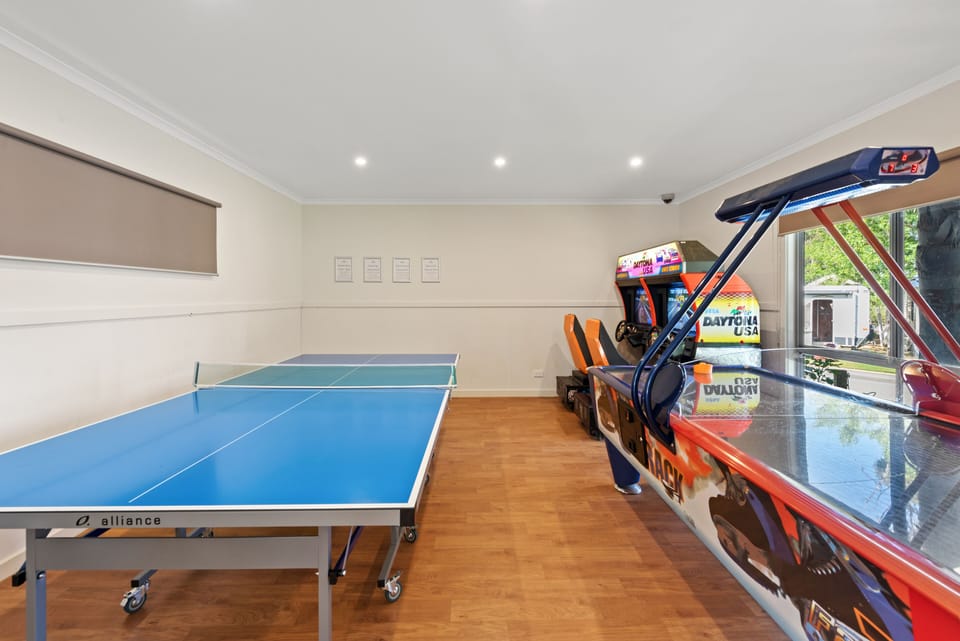 Discovery Parks - Moama West Campground/ 
RV Resort in Echuca