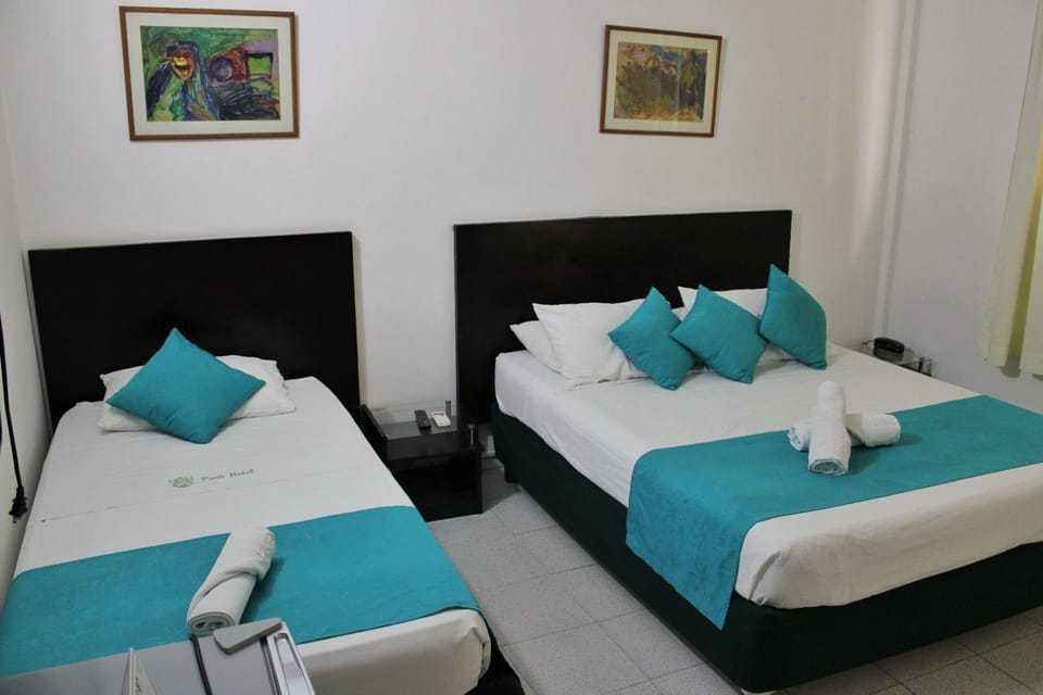 Standard Triple Room | In-room safe, desk, iron/ironing board (on request), WiFi (free)
