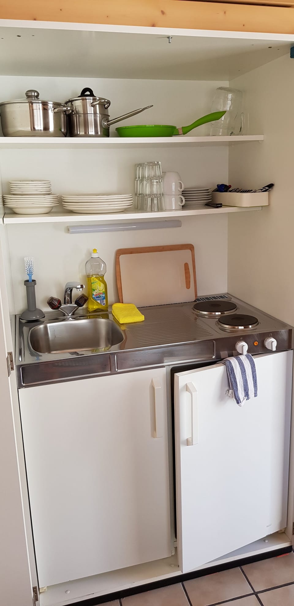 Basic Apartment, 2 Bedrooms, Kitchenette, River View | Private kitchen | Shared fridge, microwave, electric kettle, highchair