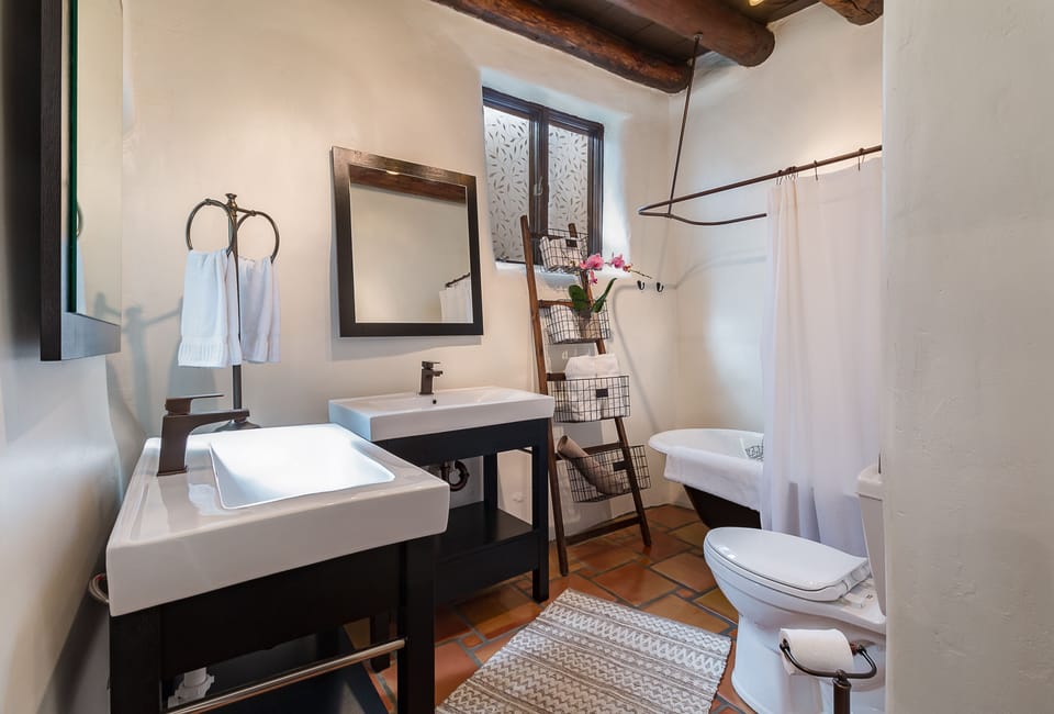  Ansel Adams Suite | Bathroom | Free toiletries, hair dryer, bathrobes, towels