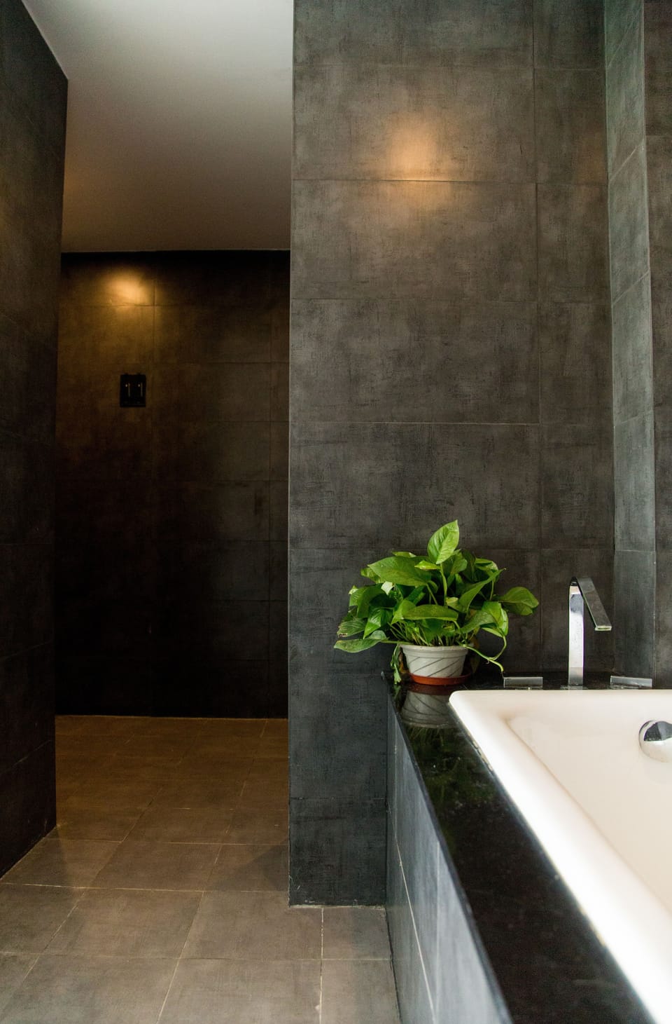 Family Suite | Bathroom | Separate tub and shower, spring water tub, hair dryer, slippers