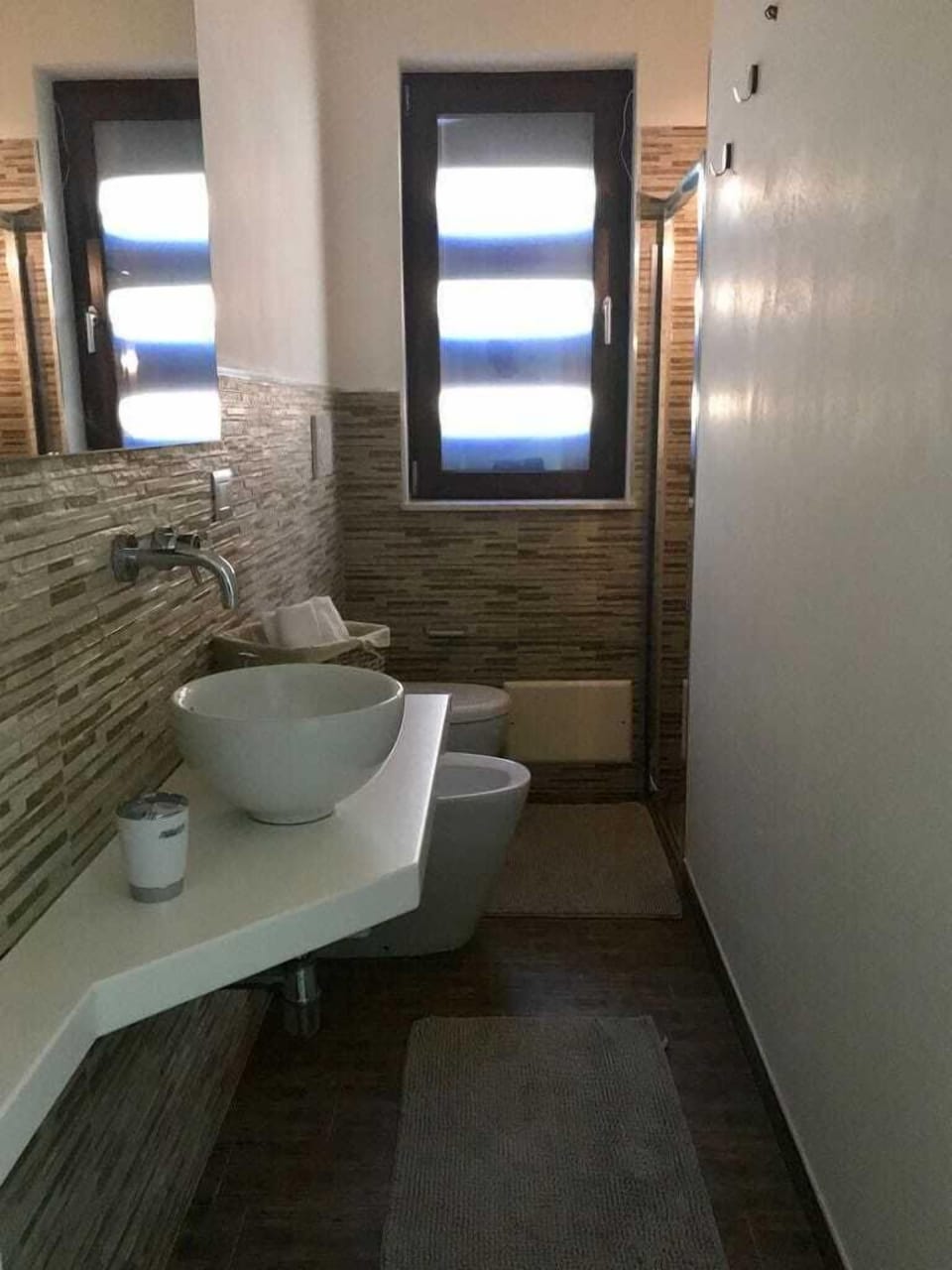 Double Room, Garden View | Bathroom | Shower, bidet, towels