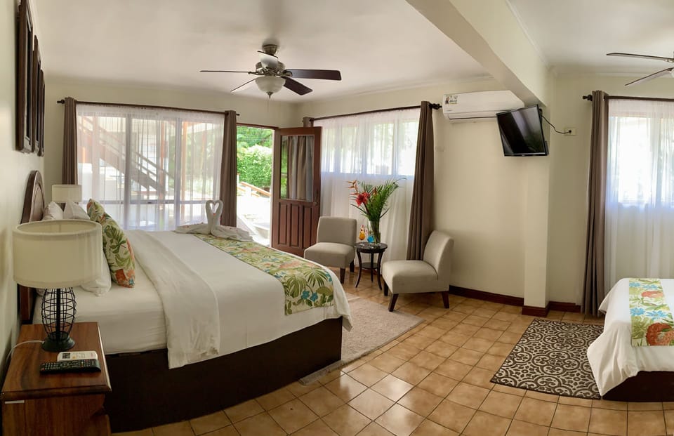Pillowtop beds, in-room safe, iron/ironing board, free WiFi