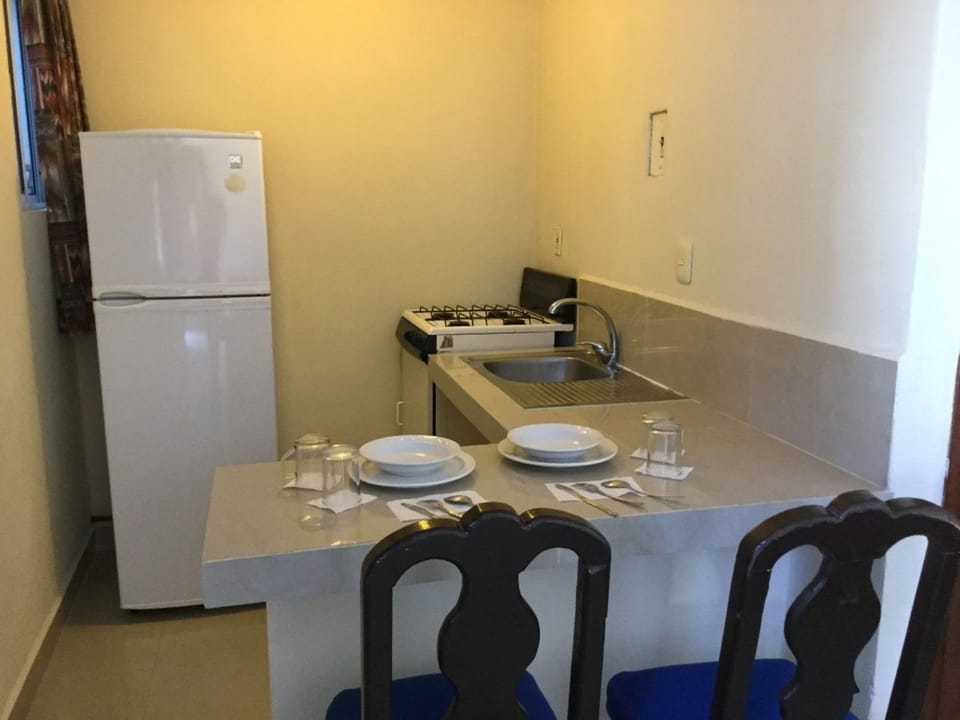 Studio, 2 Double Beds | In-room safe, free WiFi