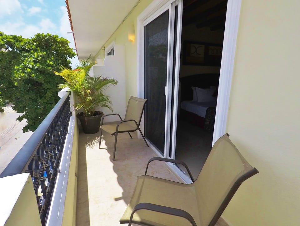 Deluxe Room, Multiple Beds (Plus Single Bed) | Balcony