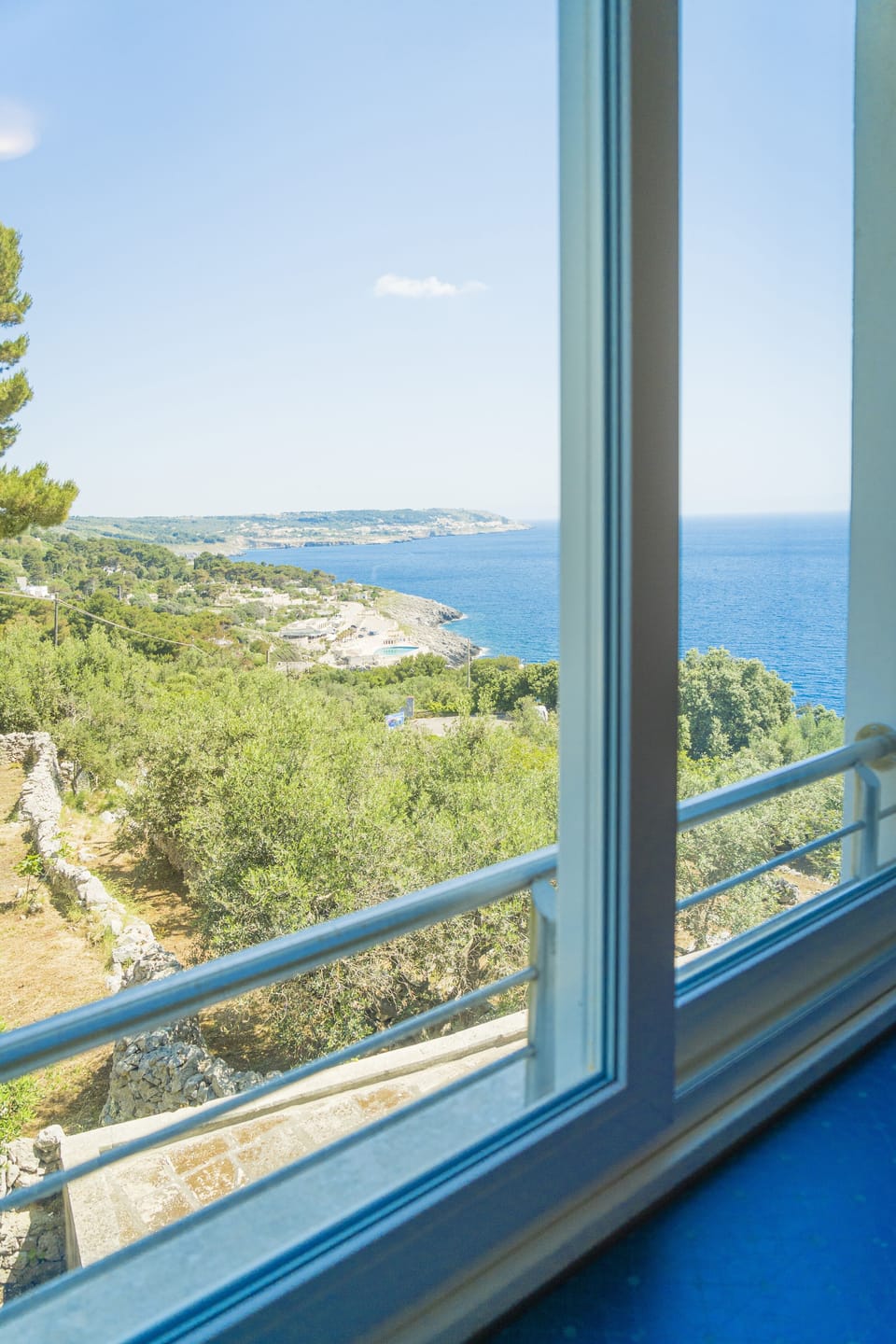 Comfort Double Room, Partial Sea View | Minibar, in-room safe, desk, cribs (surcharge)