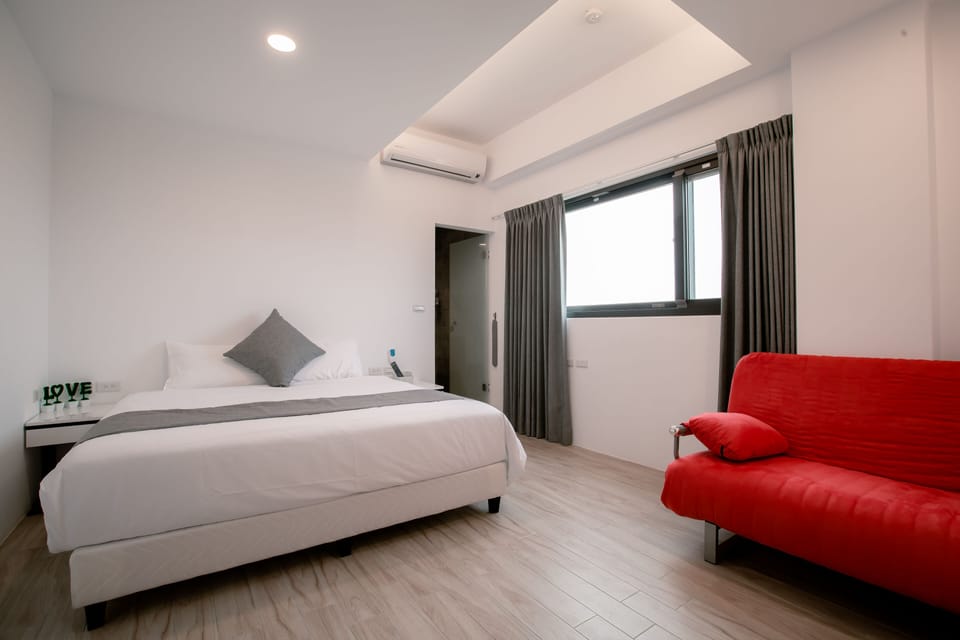 Double Room | 1 bedroom, desk, free WiFi, bed sheets